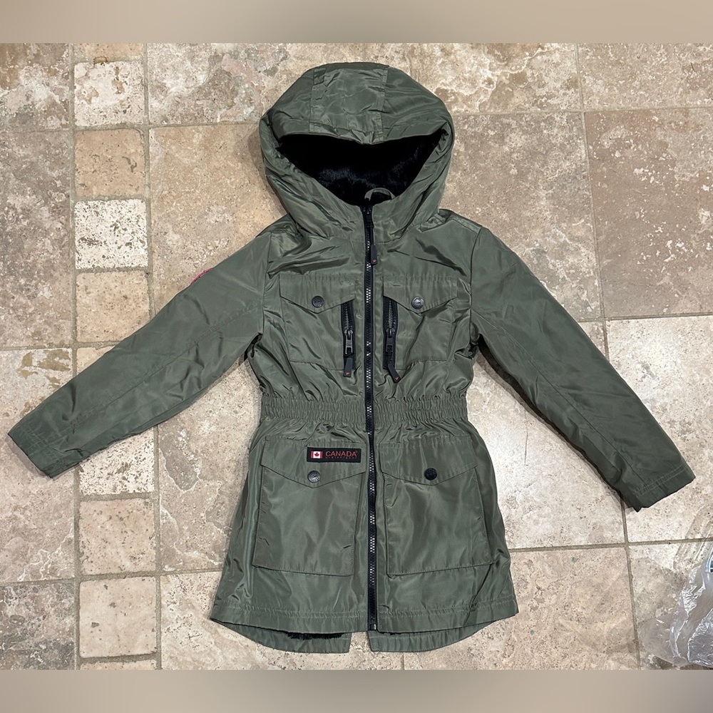 Canada Weather Gear Girls Hooded Jacket